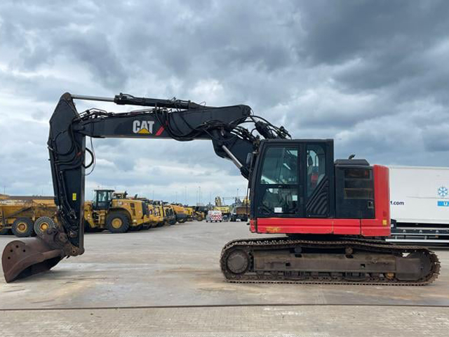 CATERPILLAR 325 F LCR - 2016