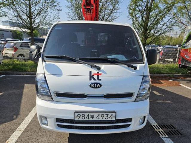 KIA BONGO 3 - 2021